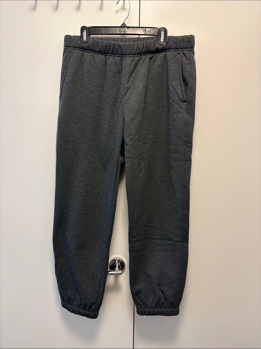 Uniqlo Heattech Dark Gray Men’s Jogger Sweatpants